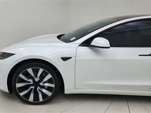 Used 2024 Tesla Model 3 Long Range image 9