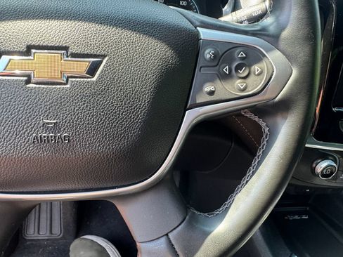 Used 2023 Chevrolet Traverse LT AWD/4WD image 21