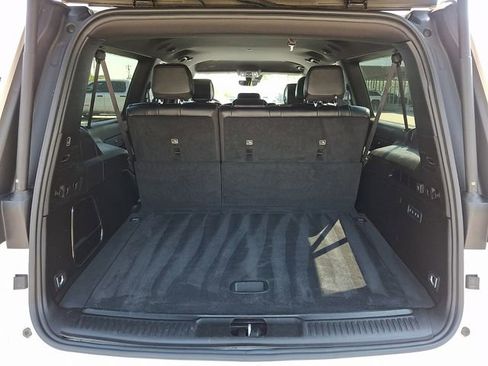 Used 2024 Jeep Wagoneer L Series II RWD image 27