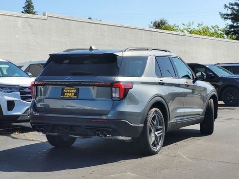 New 2026 Ford Explorer ST AWD/4WD image 4