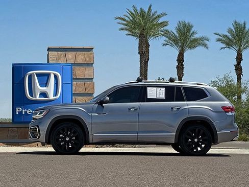 Used 2023 Volkswagen Atlas SEL Premium AWD/4WD image 6