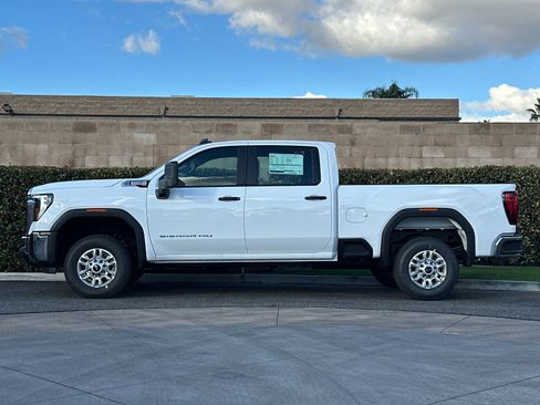 New 2026 GMC Sierra 2500 Pro RWD image 7