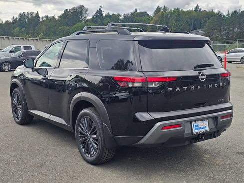 New 2026 Nissan Pathfinder SL w/ SL Premium Package AWD/4WD image 7