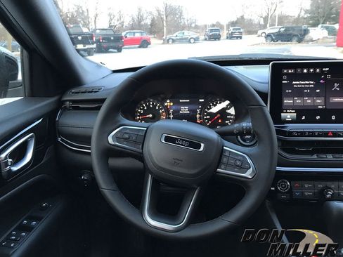 New 2026 Jeep Compass Limited image 12