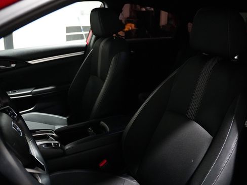 Used 2020 Honda Civic Sport image 18