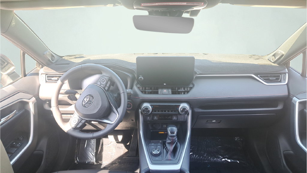 Used 2024 Toyota RAV4 XSE AWD/4WD image 17