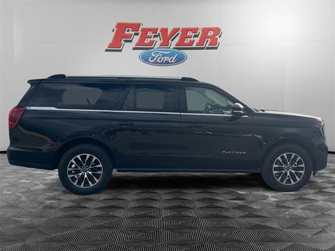 Certified 2025 Ford Expedition Max Platinum image 6