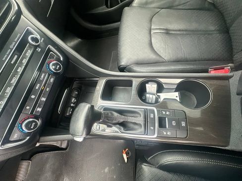 Used 2020 Kia Optima Premium FWD image 18