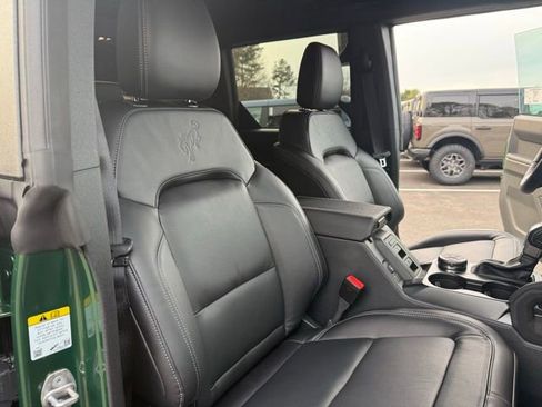 New 2025 Ford Bronco Outer Banks w/ Sasquatch Package AWD/4WD image 21