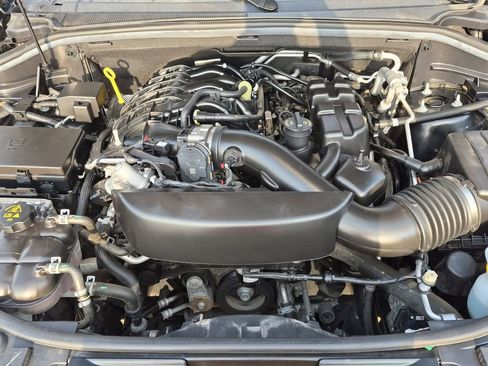 Used 2023 Dodge Durango GT RWD image 27