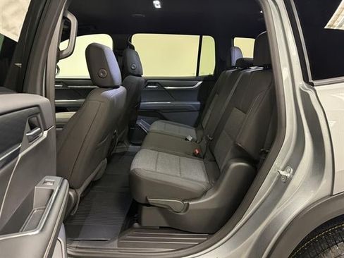 New 2026 GMC Acadia Elevation w/ LPO, Floor Liner Package AWD/4WD image 21