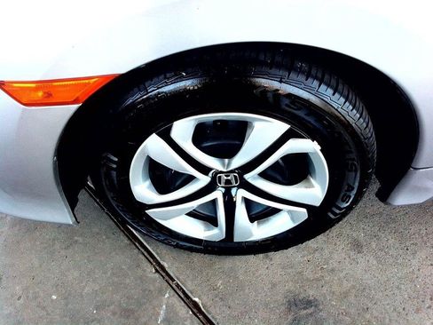 Used 2018 Honda Civic LX image 22