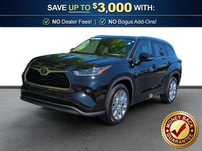 Used 2023 Toyota Highlander Limited
