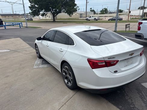 Used 2023 Chevrolet Malibu LT FWD image 14