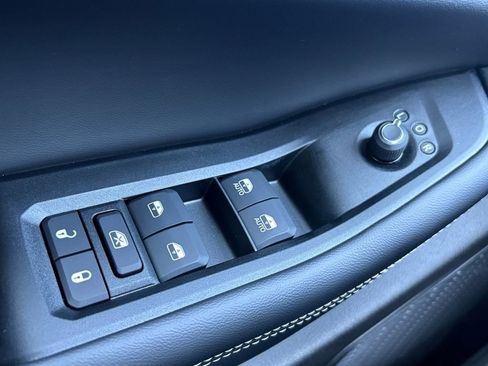 New 2026 Jeep Grand Cherokee Laredo image 12