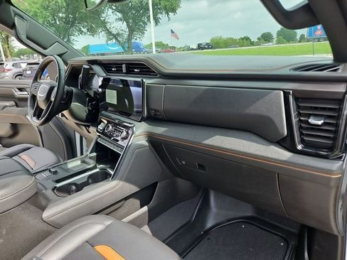 Used 2024 GMC Sierra 2500 AT4 AWD/4WD image 28