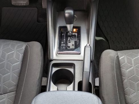 Used 2022 Mitsubishi Outlander Sport ES FWD image 19