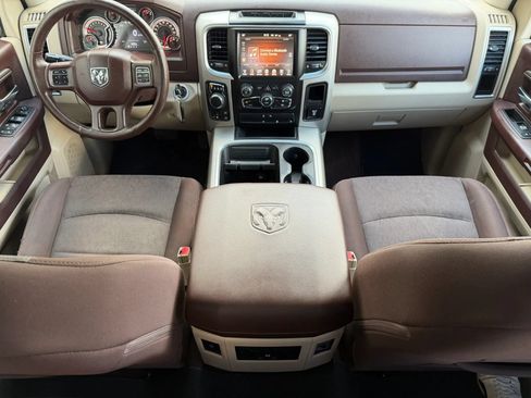 Used 2017 RAM 1500 Classic SLT w/ Luxury Group AWD/4WD image 15