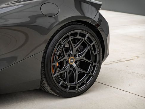 Used 2019 McLaren 720S Performance image 7
