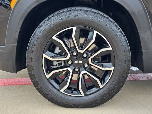 Certified 2025 Chevrolet TrailBlazer ACTIV w/ Driver Confidence Package FWD image 12