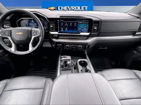 Used 2023 Chevrolet Silverado 1500 LTZ w/ LTZ Premium Package image 8