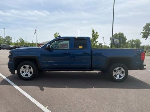 Used 2019 Chevrolet Silverado 1500 LT w/ All Star Edition AWD/4WD image 2