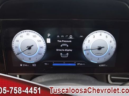 Used 2025 Hyundai Elantra Limited FWD image 34