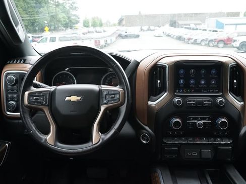 Used 2022 Chevrolet Silverado 1500 High Country AWD/4WD image 10