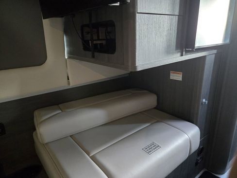 Used 2021 Mercedes-Benz Sprinter 2500 image 18