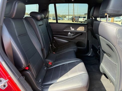Used 2022 Mercedes-Benz GLS 450 4MATIC image 24