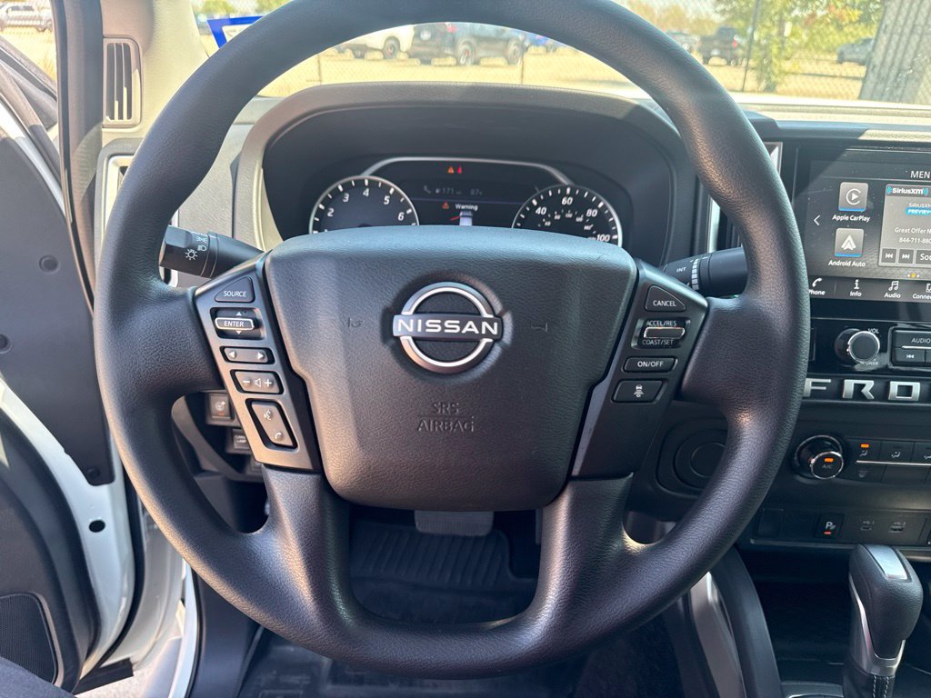 Used 2025 Nissan Frontier SV RWD image 19