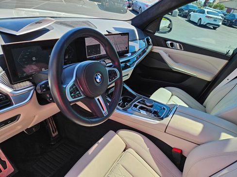 Certified 2025 BMW X7 M60i image 10