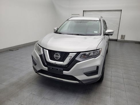 Used 2018 Nissan Rogue SV w/ Premium Package AWD/4WD image 15