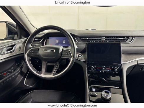 Used 2022 Jeep Grand Cherokee L Limited w/ Trailer Tow Group (B) AWD/4WD image 26