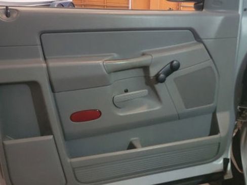 Used 2007 Dodge Ram 1500 Truck ST image 30