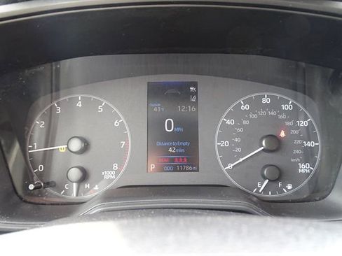 Used 2024 Toyota Corolla LE FWD image 22
