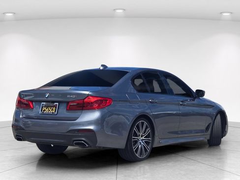 Used 2019 BMW 540i w/ M Sport Package RWD image 4