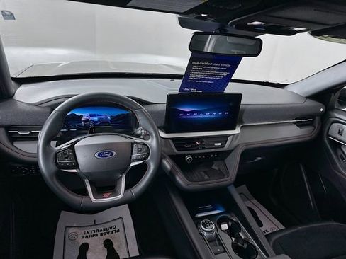 Certified 2025 Ford Explorer ST AWD/4WD image 31