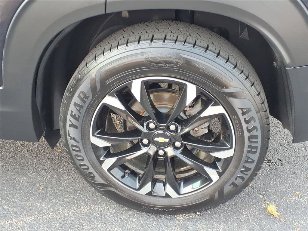 Used 2021 Chevrolet TrailBlazer LT AWD/4WD image 30
