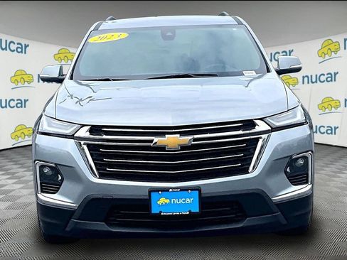 Used 2023 Chevrolet Traverse LT AWD/4WD image 2