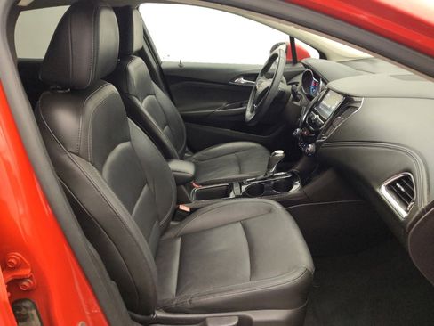 Used 2017 Chevrolet Cruze Premier image 21