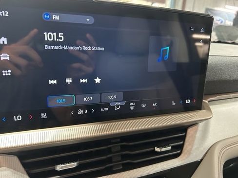 New 2026 Ford Explorer Active w/ Active Comfort Package AWD/4WD image 5
