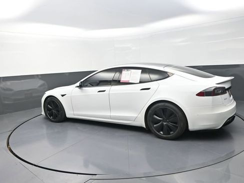 Used 2022 Tesla Model S image 7