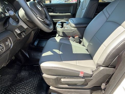New 2026 RAM 2500 Tradesman AWD/4WD image 16