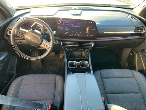 Used 2024 Chevrolet Traverse Z71 w/ Enhanced Driving Package image 20