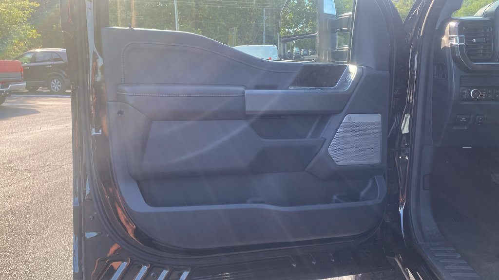 New 2027 Ford F250 Lariat w/ Lariat Premium Package AWD/4WD image 17