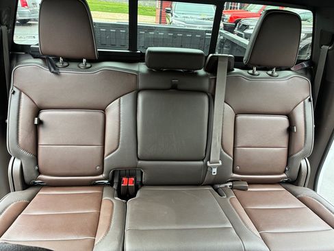 Used 2023 GMC Sierra 1500 Denali w/ Denali Reserve Package AWD/4WD image 31