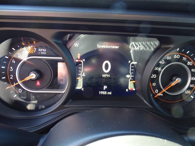 Used 2026 Jeep Wrangler Sport AWD/4WD image 14