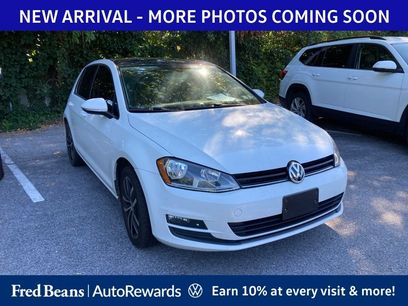 Used 2017 Volkswagen Golf SE