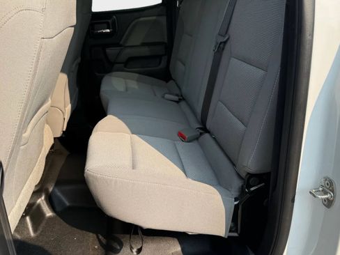 Used 2019 Chevrolet Silverado 2500 W/T AWD/4WD image 8